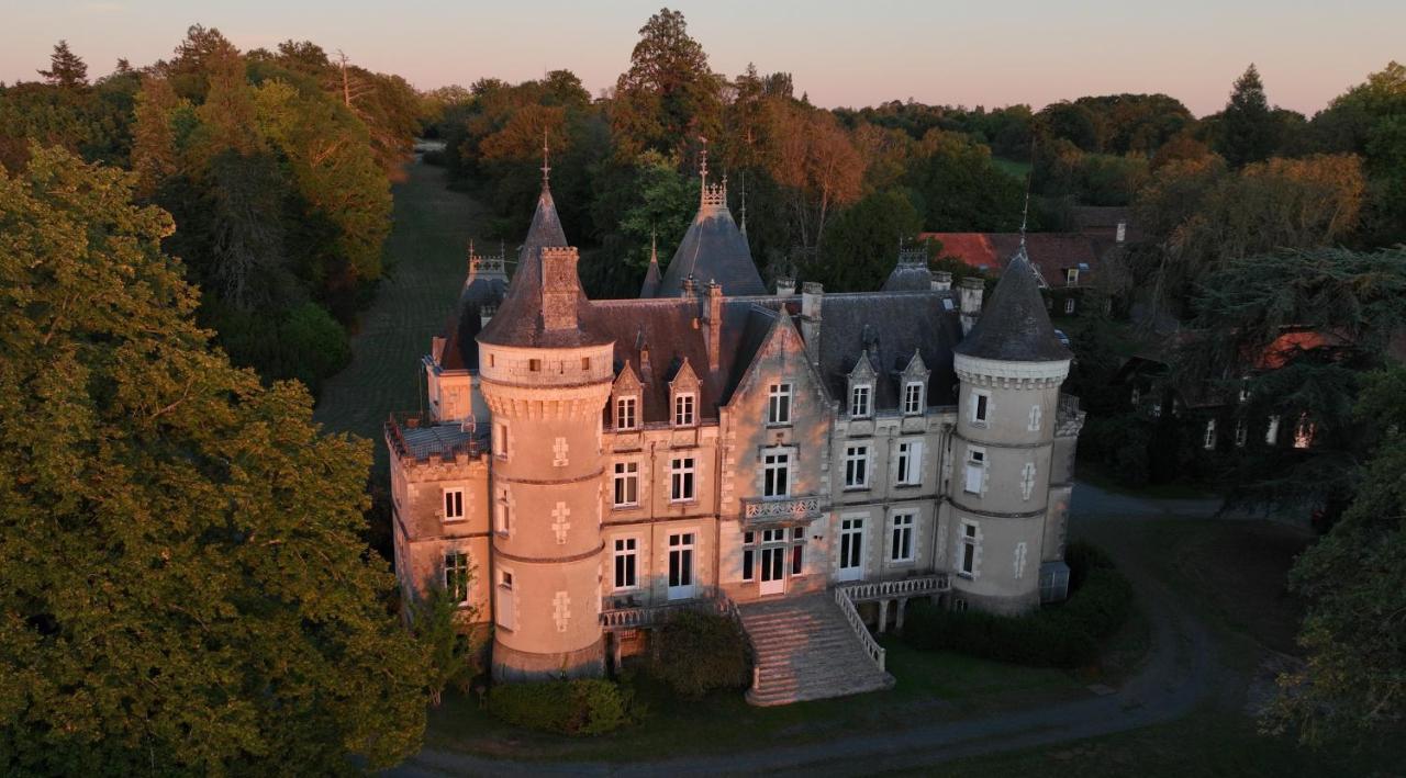 Chateau De La Rose Cluis Exteriör bild
